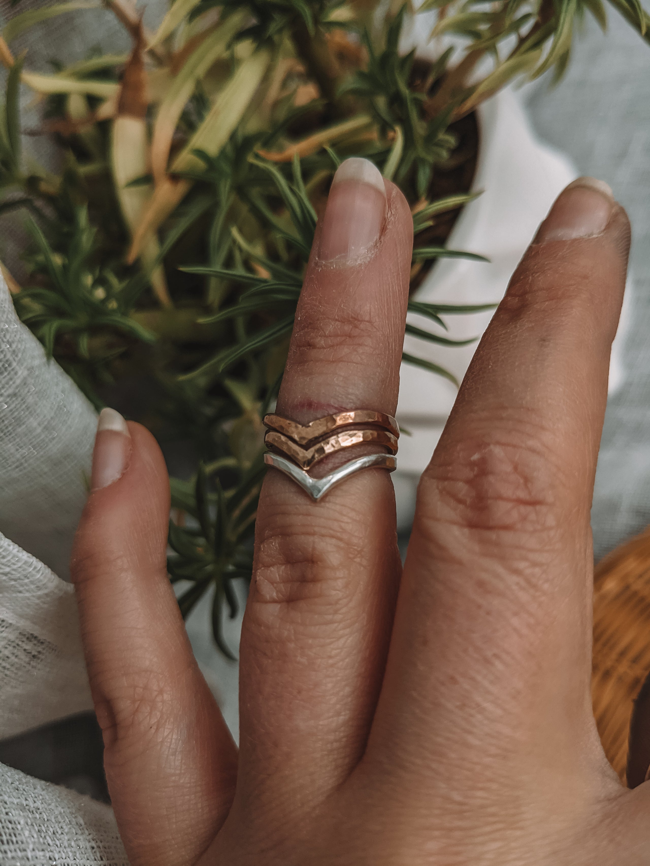 Rose gold clearance chevron ring